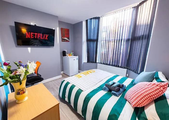 Heart Of Maidstone - Premium Double Rooms With Free Wi-Fi